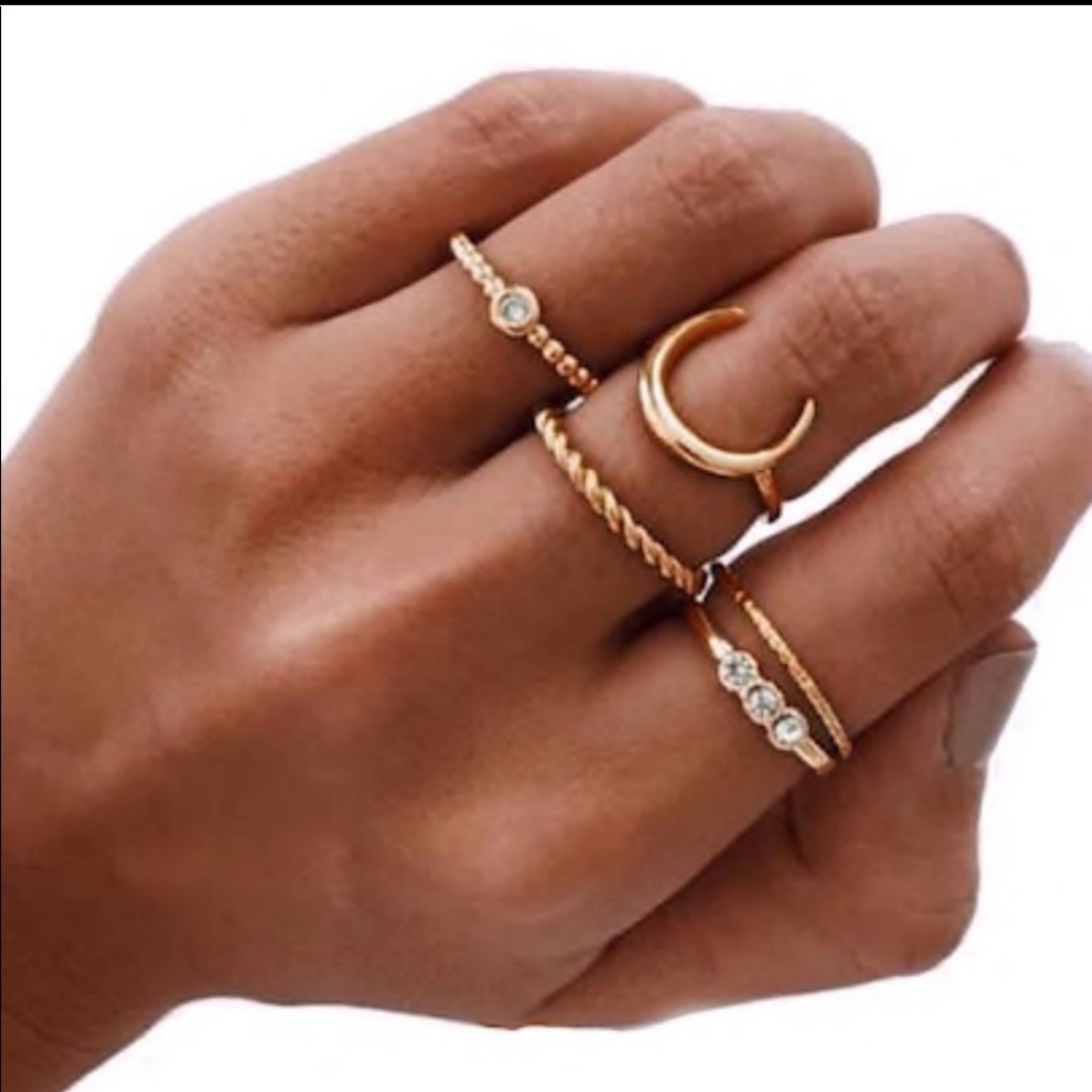 Trendy Gold Crescent Moon Ring Set